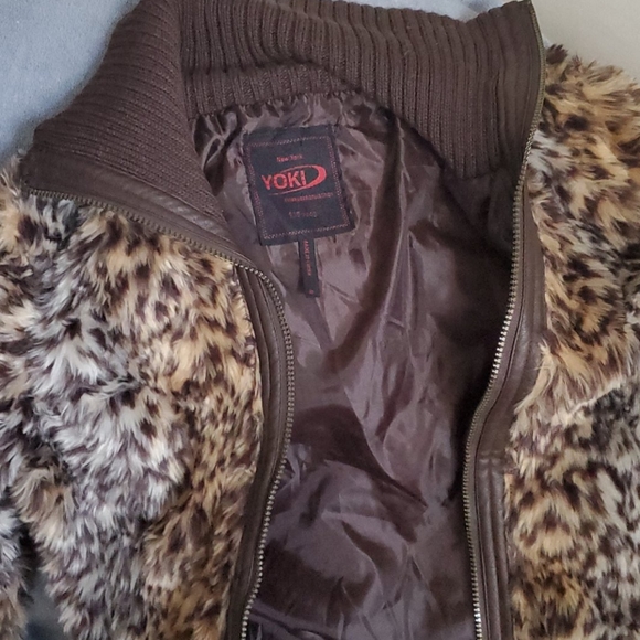 Jacket - Picture 4 of 6